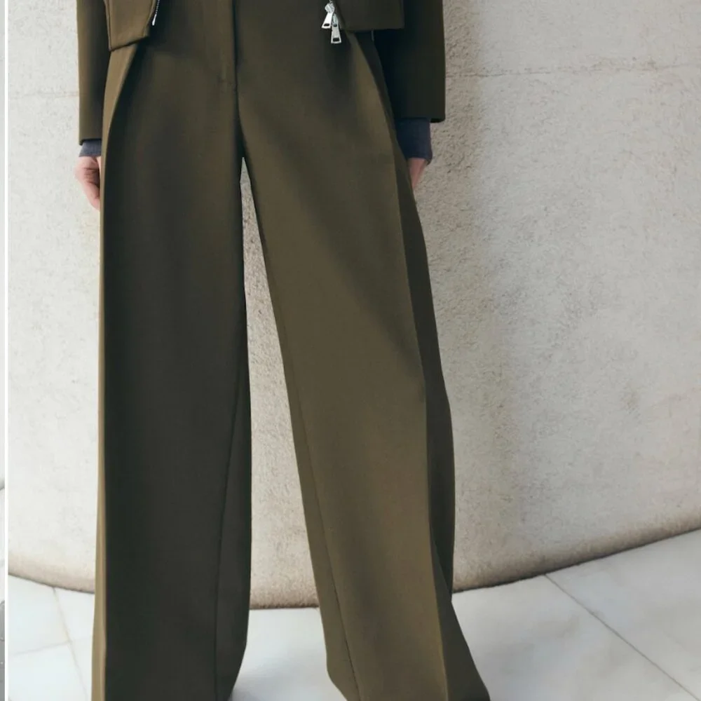 Mango Green Belt Straight Fit Pants - Picture 4 of 4